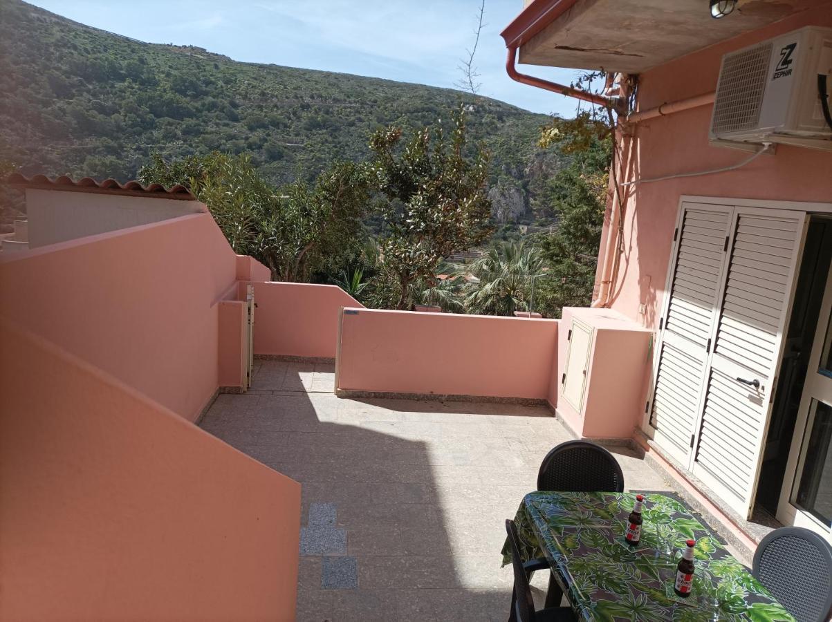 Casa Rosa I.U.N Q9637 Lägenhet Buggerru Exteriör bild